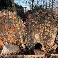 BOTTIE IN CEMENTO PER VINO ANTICHE