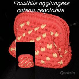 Cluntchbag fatta a mano in fettuccia