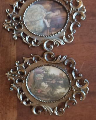 cornici in bronzo/ottone con riproduzioni  del 700