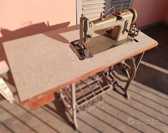 Macchina da cucire elettrica vintage Necchi- BRA