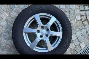 Gomme  invernali con cerchi 215/70 R16