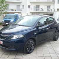Lancia Ypsilon 1.0 FireFly 5 porte S&S Hybrid Ecoc
