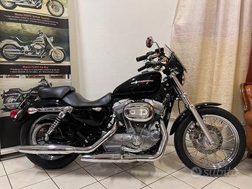 Harley-Davidson Sportster 883