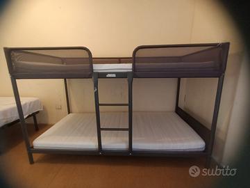 Letto a castello con materasso inclusi