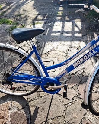 tre biciclette da donna/ragazza