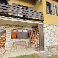 VILLA A SCHIERA A OSSIMO