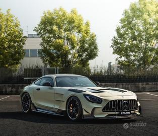 Mercedes AMG GTR 4.0 kit black edt