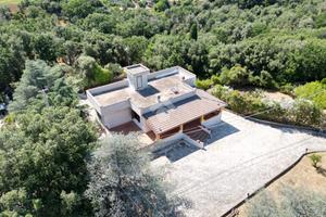 VILLA SINGOLA A POLIGNANO A MARE