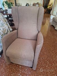 poltrona con meccanismo  relax e lift  NUOVA