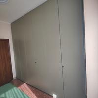 Armadio a 6 ante