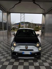 Fiat 500 Abarth 695 RIVALE