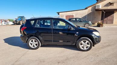TOYOTA RAV 4 - DIESEL 2.2 - 136CV