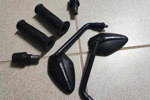 manopole contrappesi e frecce fz6