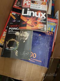 Piccolo blocco vecchie riviste varie.