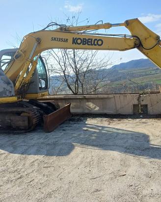 Miniescavatore kobelco sk 135sr