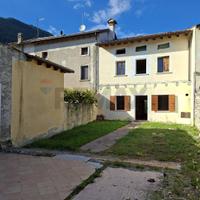 Casa Semindipendente - Follina