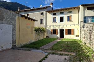 Casa Semindipendente - Follina