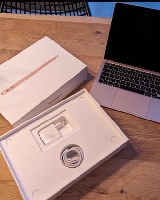 MacBook Air 13″ 2020 Intel color Oro