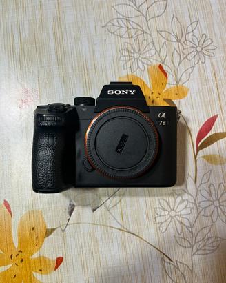 Sony Alpha A7 III usata in buone condizioni