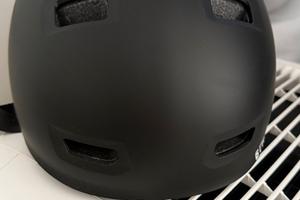 Casco B'TWIN nero