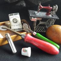 set cucito ricamo macchina da cucire vintage