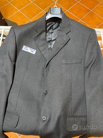 vestito elegante uomo 