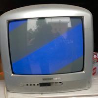 Tv   Funzionante  perfettamente piccola ,
