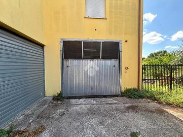 BOX A CISTERNA DI LATINA