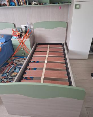 Letto singolo una piazza,pezzi 2 compreso doghe 
