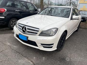 Mercedes-BenzC200 SWcdi Avantgarde07/2012