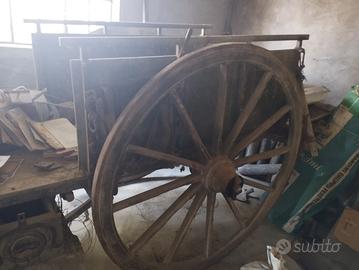 Attrezzature antiche per abbellimento giardino