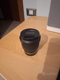 Obiettivo Tamron 35 mm f2.8 sony E
