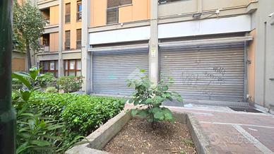 NEGOZIO A PALERMO