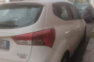 Hyundai IX20 1400 crdi 90 cv allestimento app mode