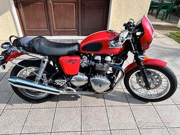 triumph thruxton