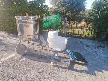 Materiale apistico completo