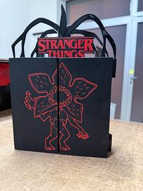 Espositore Stranger Things Funko Pop Kinder Joy