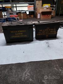 Due cassette militari 