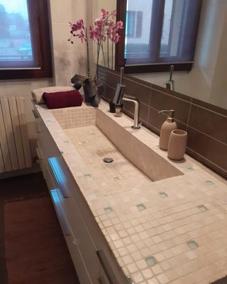 Mobile sospeso bagno