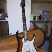chitarra Ibanez elettrica con custodia rigida 