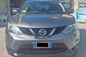 Nissan qashqai 2015