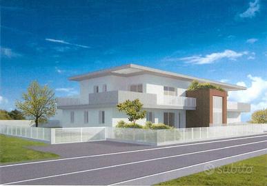 Appartamento di 120 m² con 4 locali e box auto a S