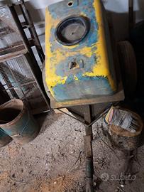 Antica Pompa irroratrice trainata 2 q