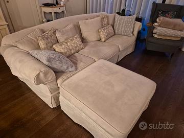 Divano artigianale tre posti con penisola 2,6metri