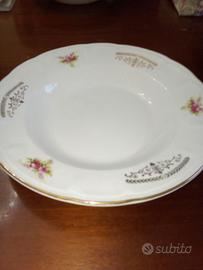 12 piatti fondi marca fontebasso di Treviso