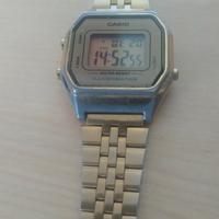 Casio Retrò Classico Unisex Digitale in Acciaio Go