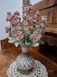 Vaso con fiori Capodimonte