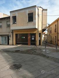 San Gavino Monreale Locale Comerciale