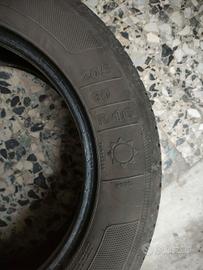 Gomme Estive 205/60 R16