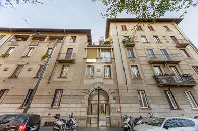 MONOLOCALE A MILANO
